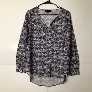 3/$20 Attention Printed Black Blouse Top